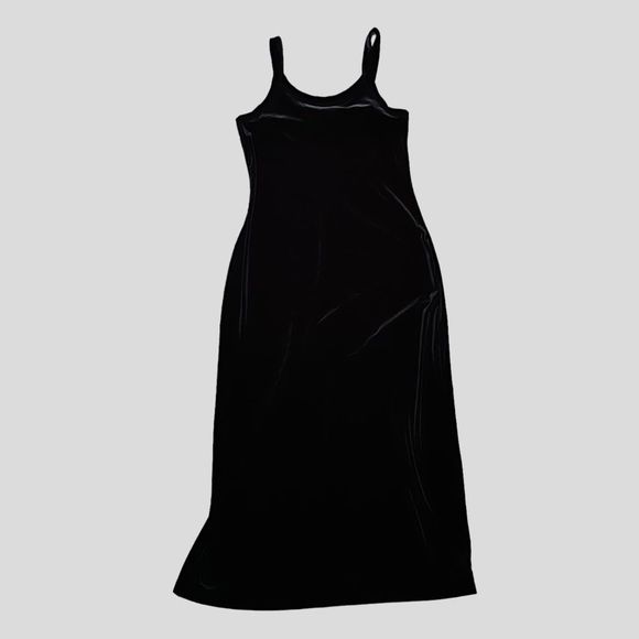 Dresses & Skirts - Vintage Black Velvet Maxi Dress